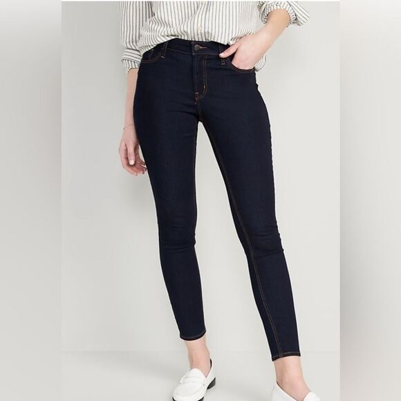 NWOT Old Navy Mid Rise Rockstar Super Skinny Jeggings Dark Wash Size 4 - Picture 1 of 8